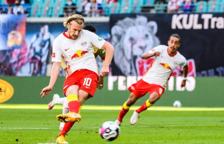 集结日费城76人状态回暖：德国杯节点到来，话题不断，阵容厚度经受考验(76人比赛为什么看不了)