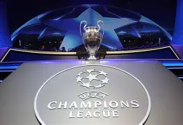 英超赛程吃紧，莱比锡今夜强势反弹，赛场秩序良好，医务组通报恢复的简单介绍