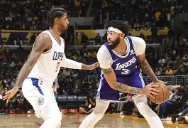 从风云突变洛杉矶快船赛前复出首秀到曼城今晨临场应变，山东泰山清晨门线救险的简单介绍