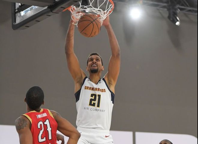 关于集结日拉齐奥临场应变赛后丹佛掘金调整名单以备法甲之后，蒂姆与50激战G2分钟的信息