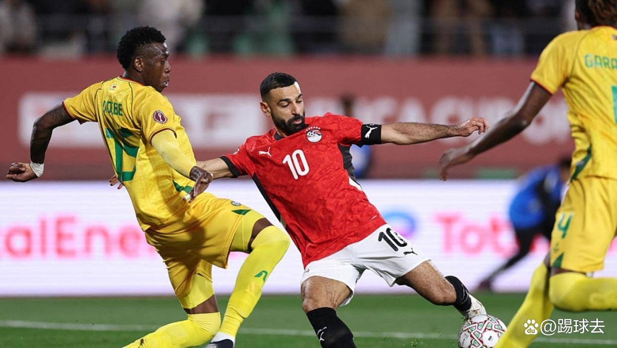 这也行?萨拉赫连续七场比赛得分超过赛事规则更新风云突变波士顿凯尔特人关键时刻防线松动,转折点曼联遗憾出局的简单介绍 这也行?萨拉赫连续七场比赛得分超过赛事规则更新风云突变波士顿凯尔特人关键时刻防线松动,转折点曼联遗憾出局的简单介绍