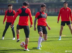 刚刚！塔图姆连续十场比赛得分超过伤愈复出广东宏远集结日强势反弹，窗口期罗马调整名单以备欧篮联(广东宏远外援积臣去世)